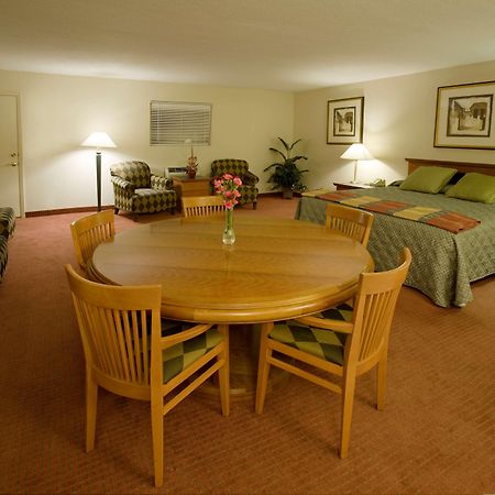 Americas Best Value Inn - Edna Zimmer foto